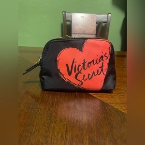 Victoria Secret small cosmetics bag NWOT